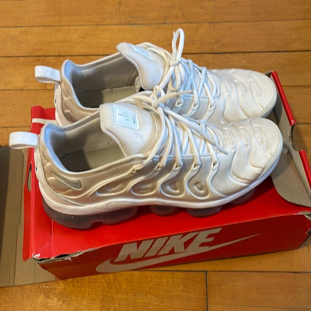 Nike air vapormax plus